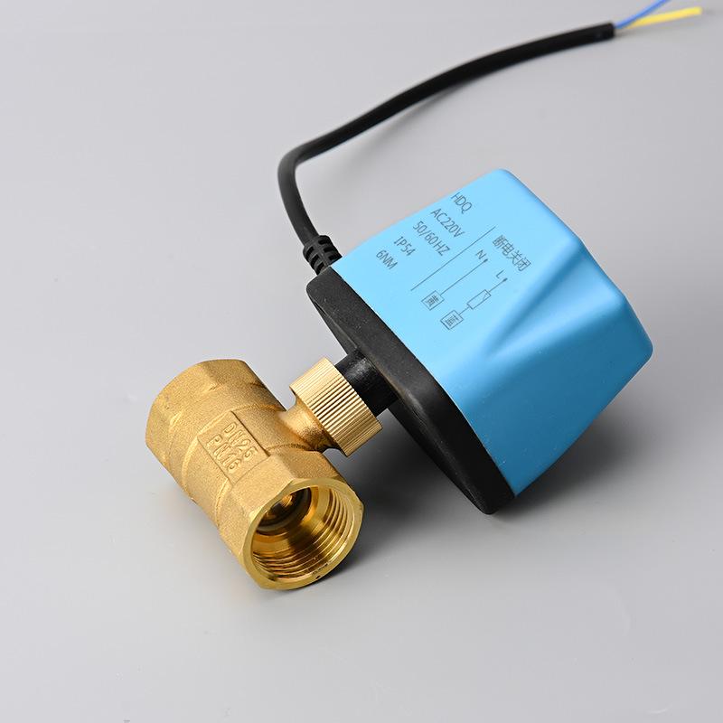 Elektrický dvoupólový kulový ventil z mosazi AC220V - Normálně otevřený/zavřený