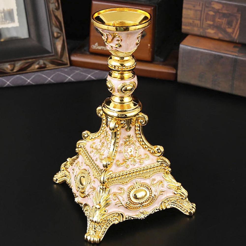European Style Vintage Candlestick Holder Gold Finish Decorative Candle Holder For Dining Table