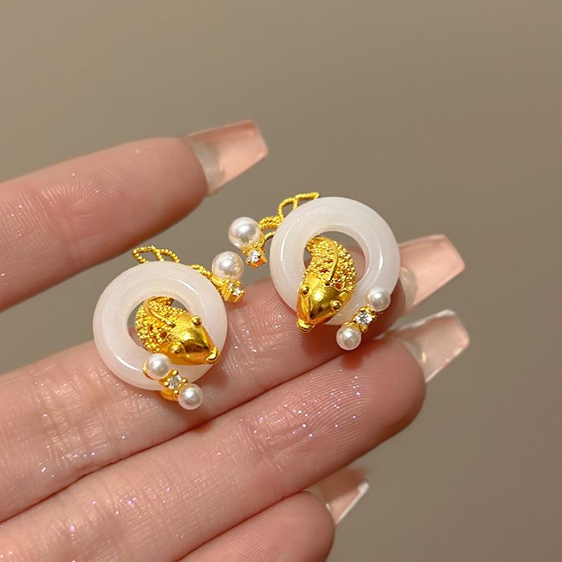 

Zircon Resin Pearl Koi Earrings New Chinese Stud Earrings Light Luxury High-end Fashion Earrings