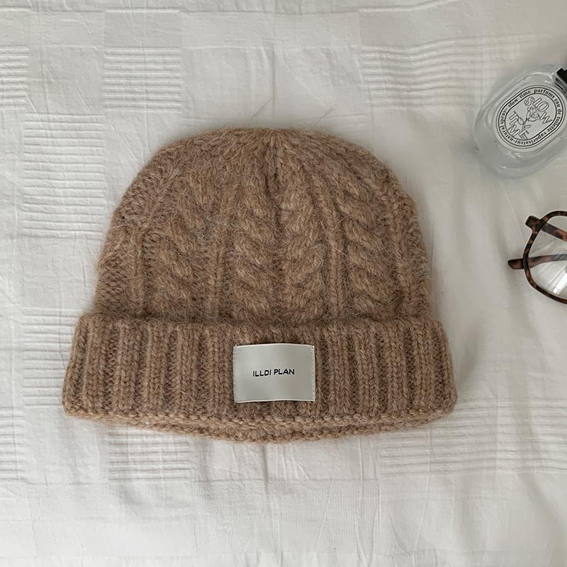 

Hat Women s Winter New Twist Knitted Hat Warm Ear Protection Small Versatile Baotou Cold Hat Wool Hat adult average size хаки