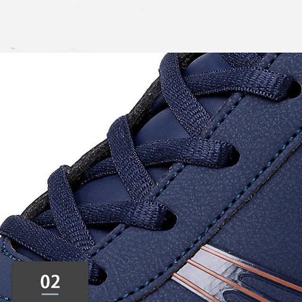 Scarpe Sportive da Uomo in Pelle Traspirante Versatili Antiscivolo Leggere Scarpe da Skate Tempo Libero Outdoor Scarpe da Corsa Comode Sneakers Casual