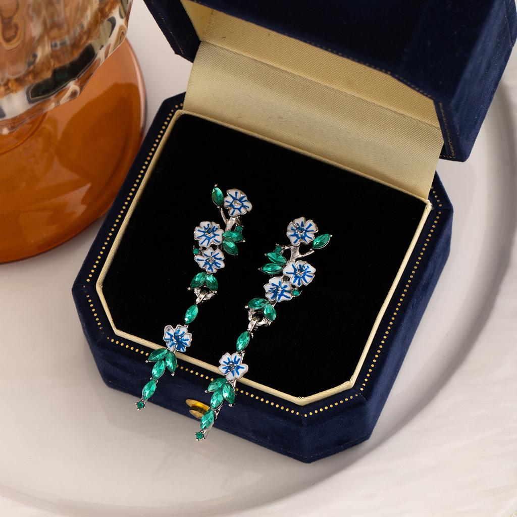 Monet Garden French Wisteria Flower Fringed Earrings Long Light Luxury Premium Earrings Elegant Temperament Earrings