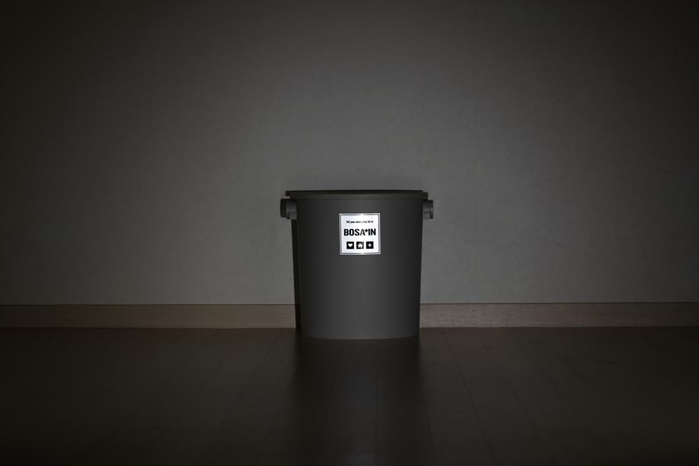 JEJ Astage BOSAIN Sit-On Bucket with Lid, Light Gray, 15L, Made In Japan, Interior Accessories, Toy Storage, Outdoor Use, Emergency Storage, 150kg