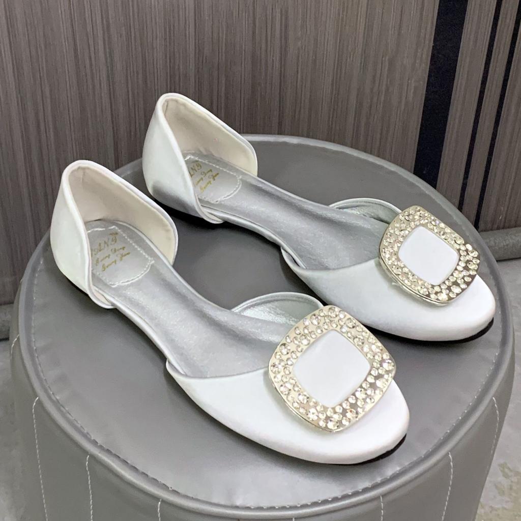 Spot Second Hair! Grape Mother Same Shoe Temperament Rhinestone Square Buckle Silk Hollow Round Head Commuting Flat Sole Shoes Women