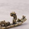1 Stück Schreibtischornament Antik Messing Bambusfloß Fischerboot Fischer Kunst Modellierung Skulptur Räuchergefäß Dekoration