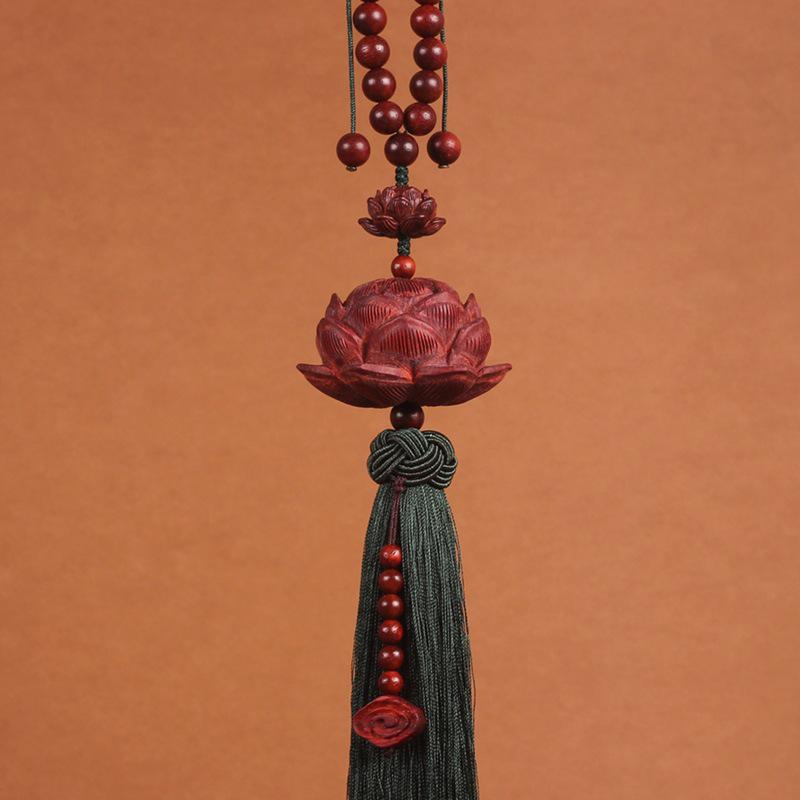 "Sandalwood Double Lotus Rearview Mirror Pendant - High-End Car Interior Accessory"