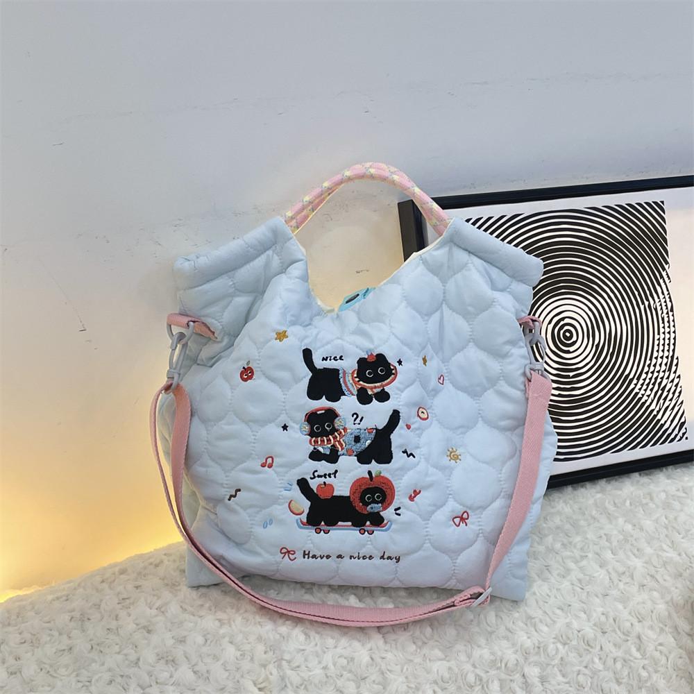 Embroidered Elegant Black Cat Handbag Large Capacity Versatile Tote Bag