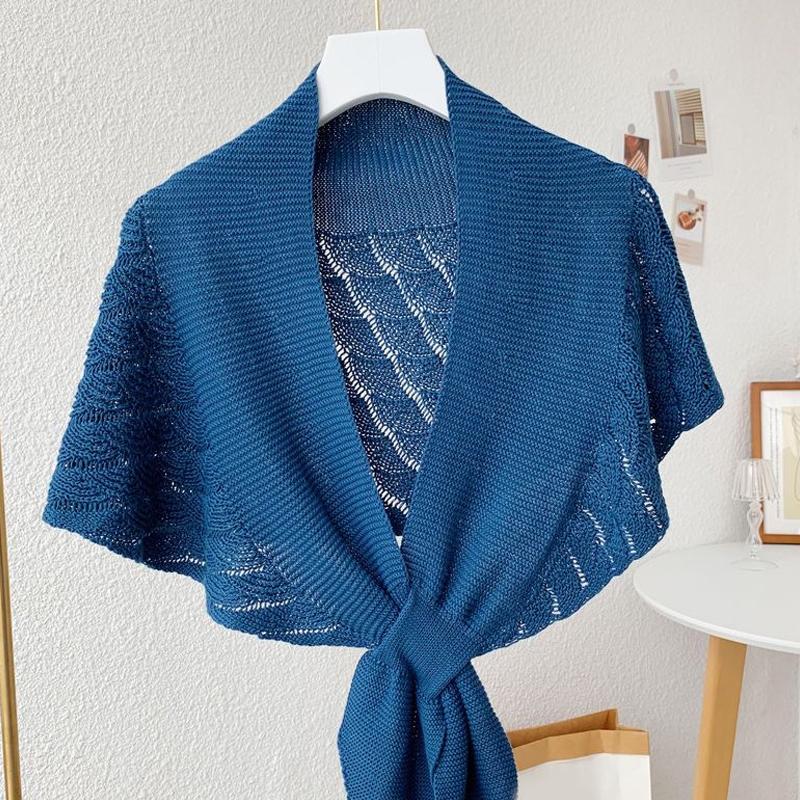 Kvinners fasjonable strikkesjal kan brukes i alle årstider. Allsidig high-end sjal. Solbeskyttelse og varmt skjerf