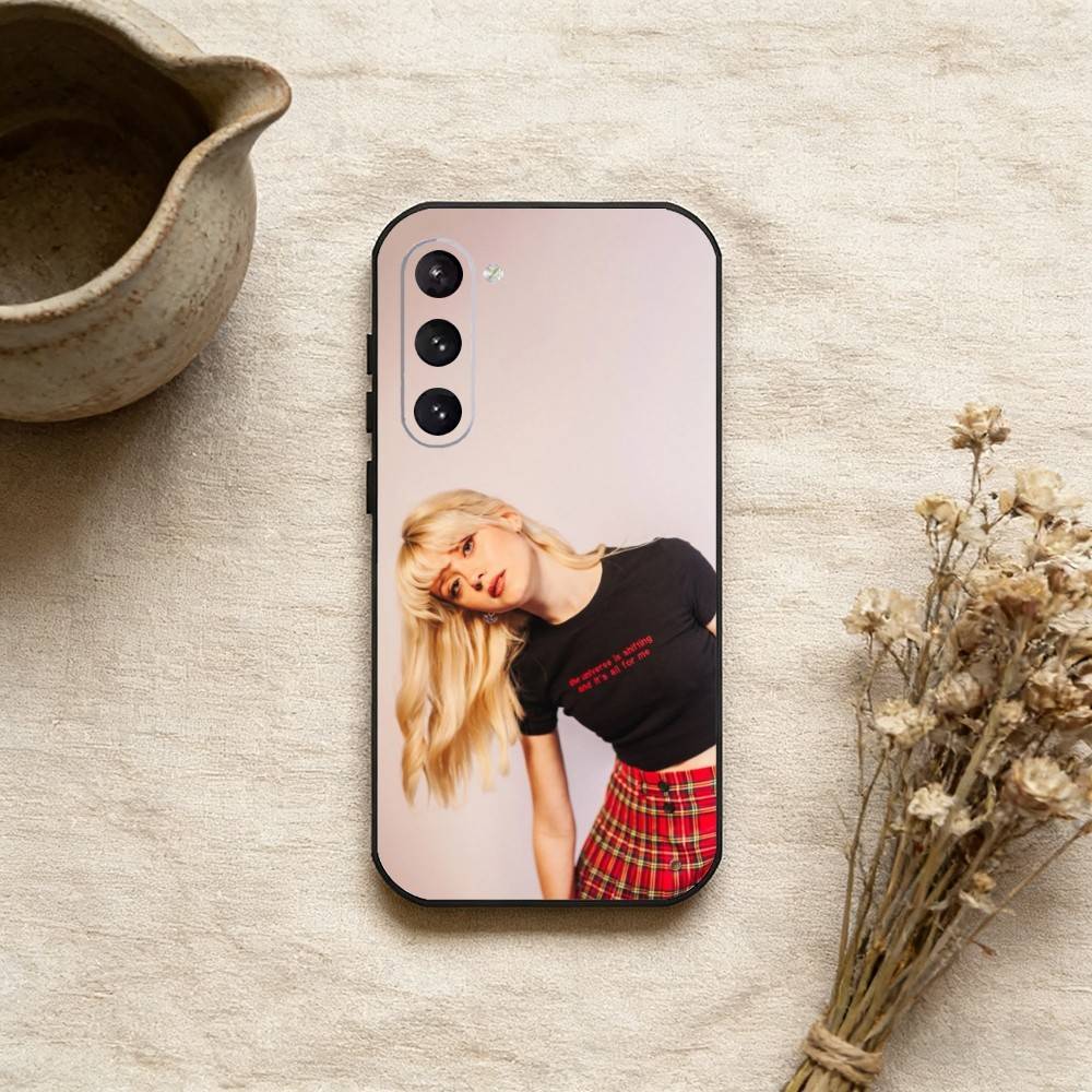Singer Maisie Peters Phone Case For Samsung Galaxy A73,A21s,A22,A31,A52,A53,A71,A41Soft Black Shell
