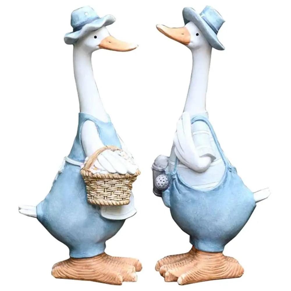 Duck Sculpture Artificial Garden Sculpture Resin Novelty Garden Statues  Patio Outdoor Decor