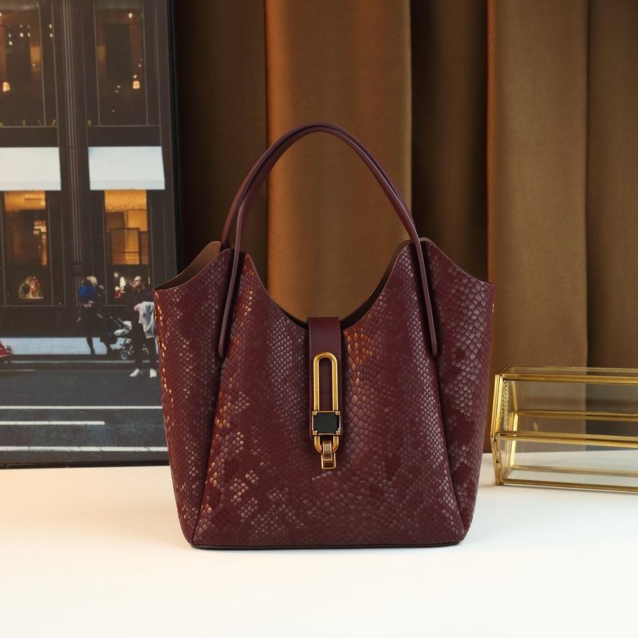 

Light Luxury Large-Capacity Tote Bag, High-End Commuter Handbag, Fashionable One-Shoulder Messenger Women S Bag темно-коричневого