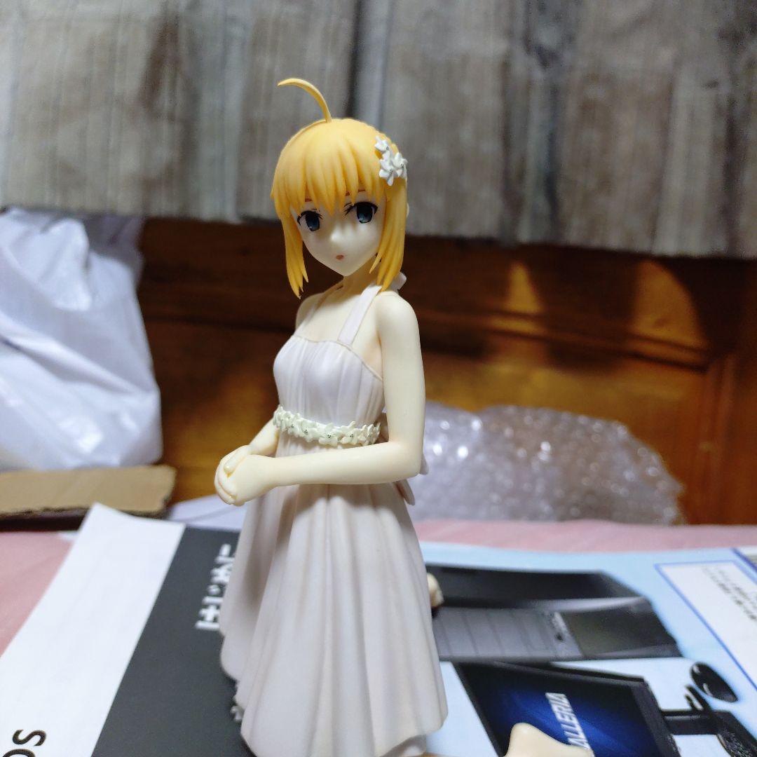 

[USED] Saber figure, Fate/stay Night, One Piece style