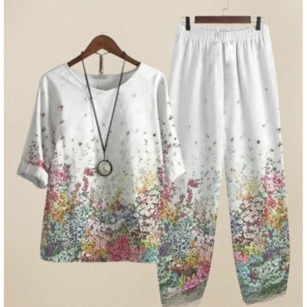 Women's Loose Fit Floral Printed Two Piece Outfit Half Sleeve T-Shirt Elastic Waist Pantsuit