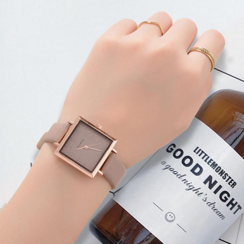 Fashion Woman Watches Square Large Dial Quartz Watches Ladies Simple Casual Leather Strap Quartz Wristwatch Montre Femme кофейный
