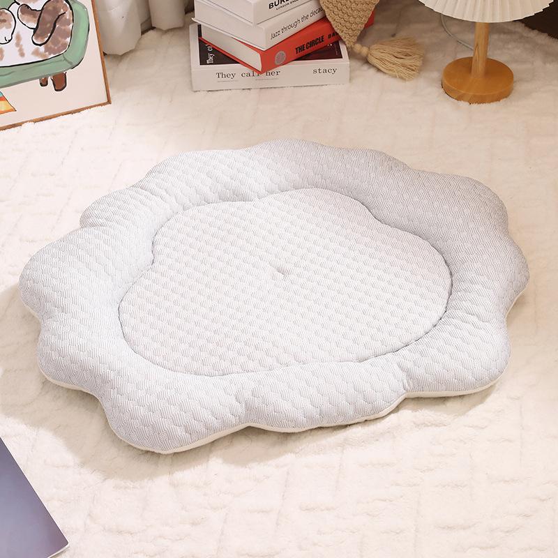 Anti Slip Pet Bed Cushion Cat Sleeping Pad Cool Ice Silk Breathable Ice Pad Blanket Dog Cooling Mat Summer Mat Pet Cooling Sofa