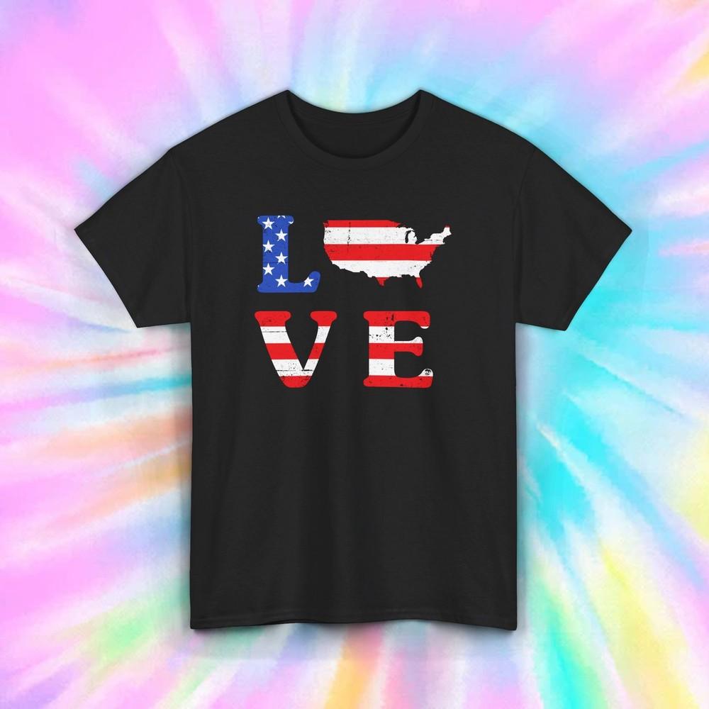 

Love USA T-Shirt | American Flag Map Design | Patriotic Pride Gift Tee S