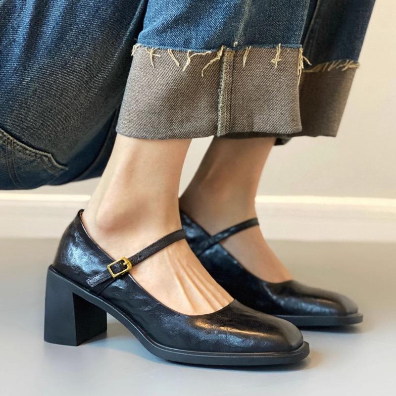 Retro Loafers Women Square Toe Mary Janes Shoes 2025 New Sping Summer Ankle Buckle Pumps Elegant Ladies Shoes Black High Heels