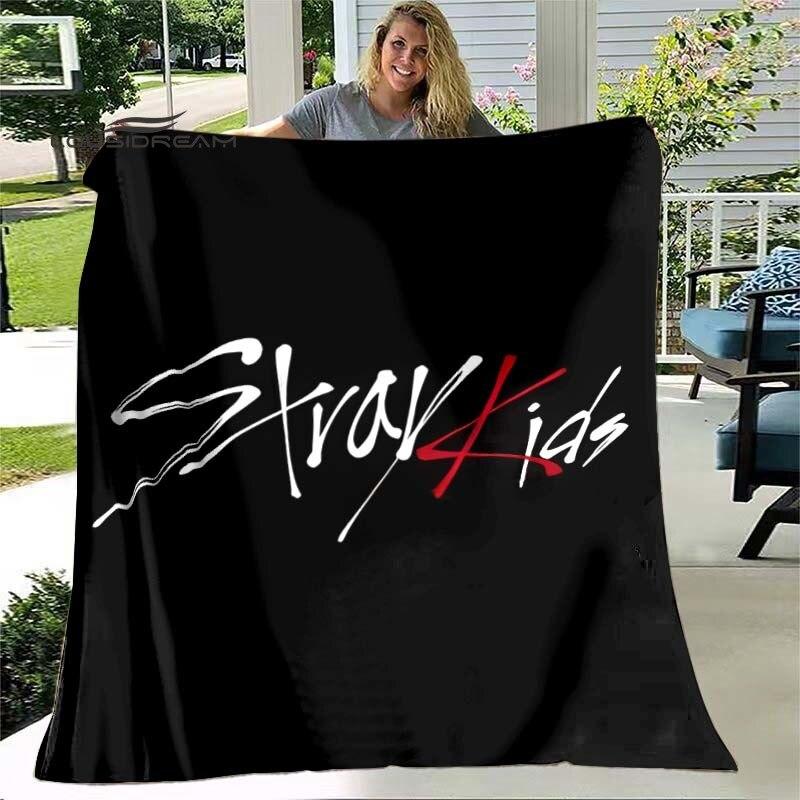 Koreanische Boyband Stray Kids Decke Mode Flanell Flauschig Fleece Überwurf Kinder und Erwachsene Geschenk Sofa Reise Camping