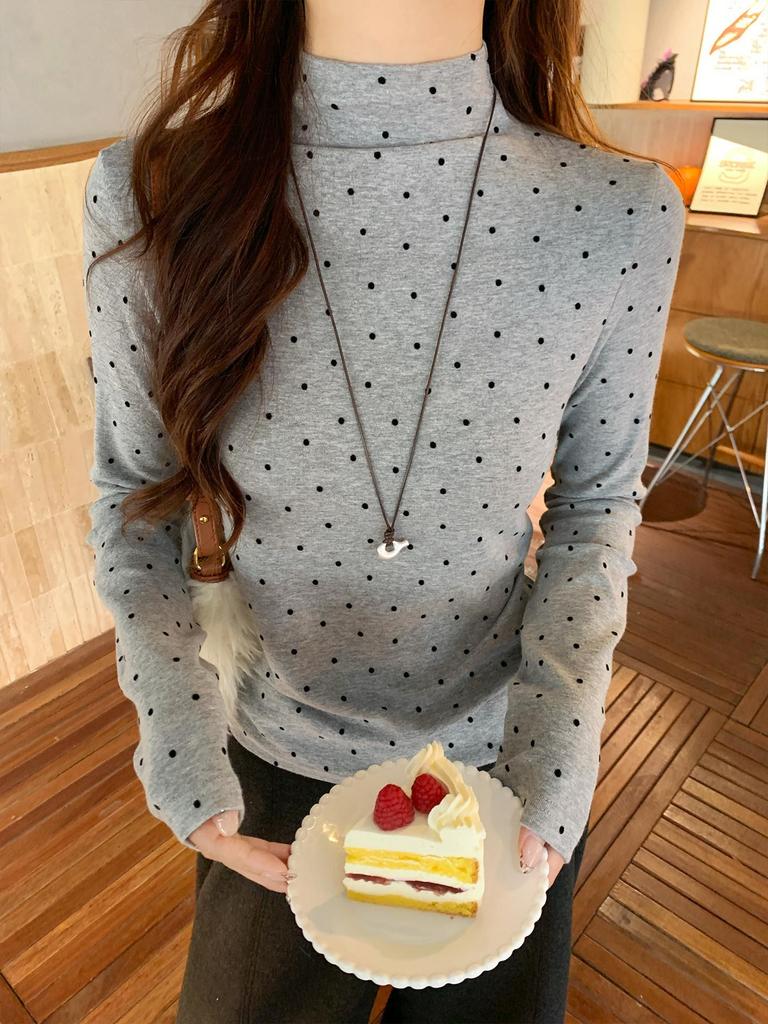 Women's Polka Dot Fleece-Lined Long-Sleeve Base Layer Shirt - Korean Style Winter Top