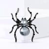 Exquisite Animal Brooch Including Rhinestones and Pearls Accent Lapel Pin for Unisex Wear Halloween Party Decoration