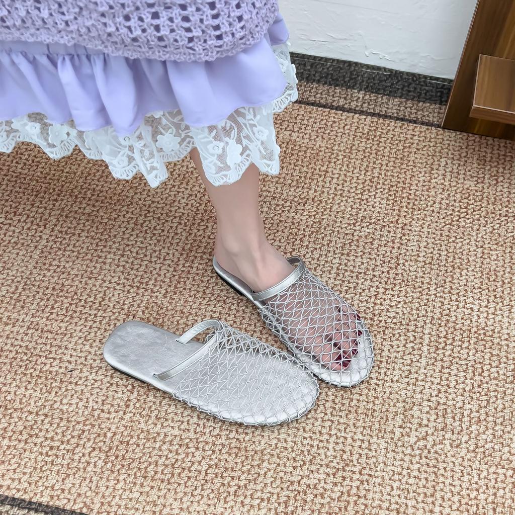 2025 summer new hollow sandals women's summer outer wear high-end flat-soled sandals comfortable outer wear soft-soled women's shoes