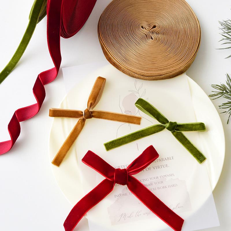 Festive Velvet Ribbon for Gift Wrapping & DIY Ornaments