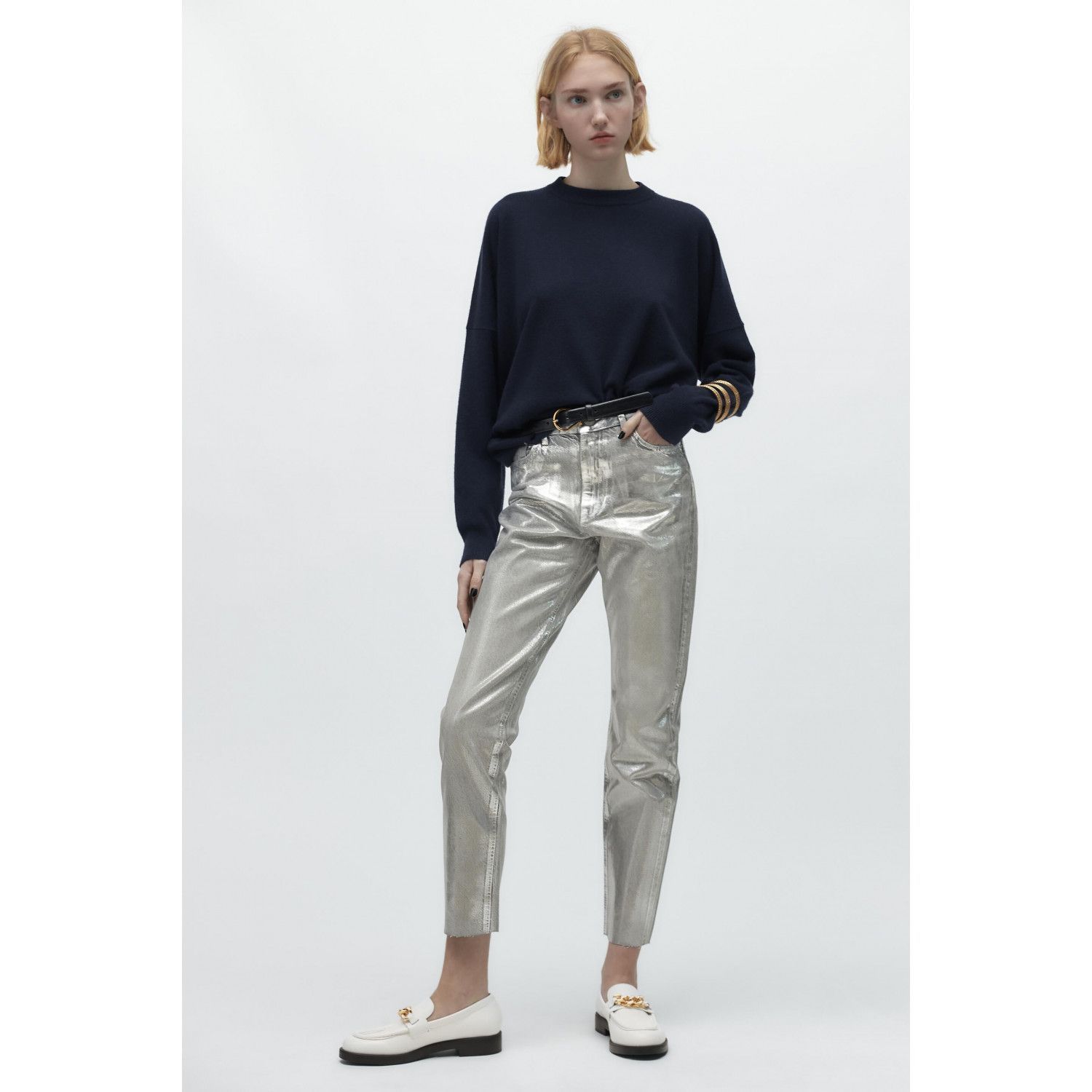 

LEATHER LOAFERS WITH CHAIN DETAIL