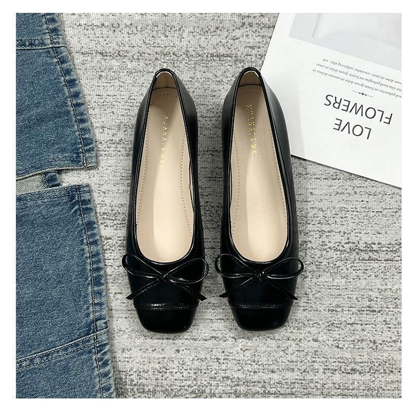 

Красные балетки Мэри Джейн с бантом - Женские, мягкая подошва, низкий каблук, маленькие размеры 39