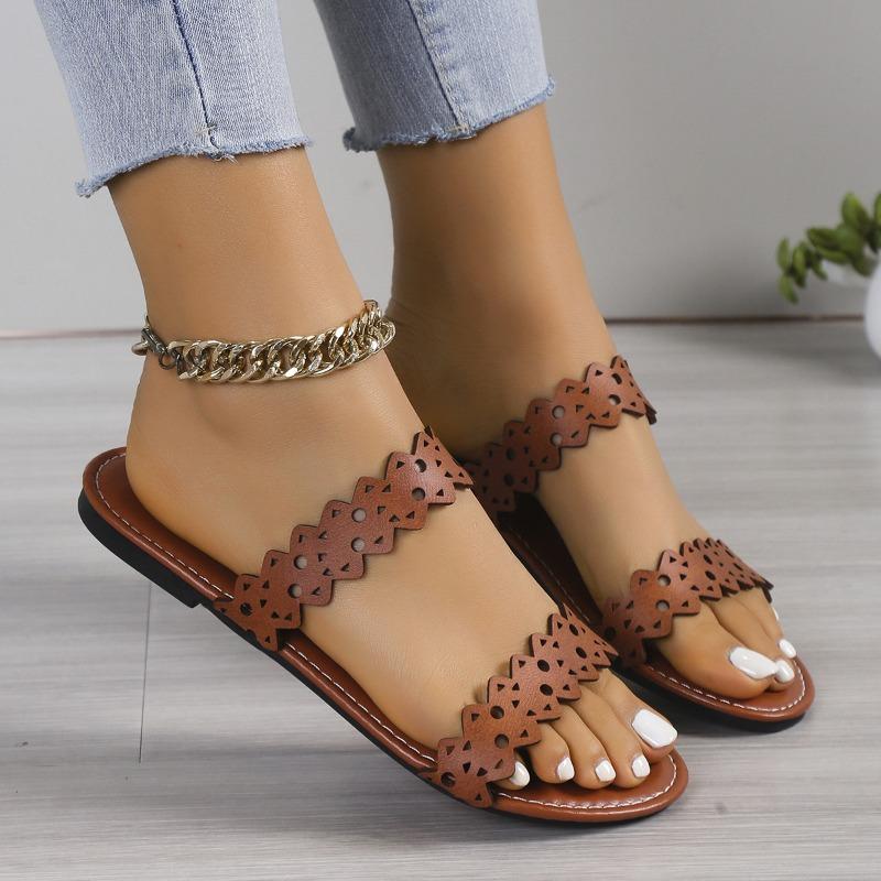Cross-border foreign trade flat-bottomed slippers women's summer new hollowed-out one-character soft-soled casual large-size women's shoes