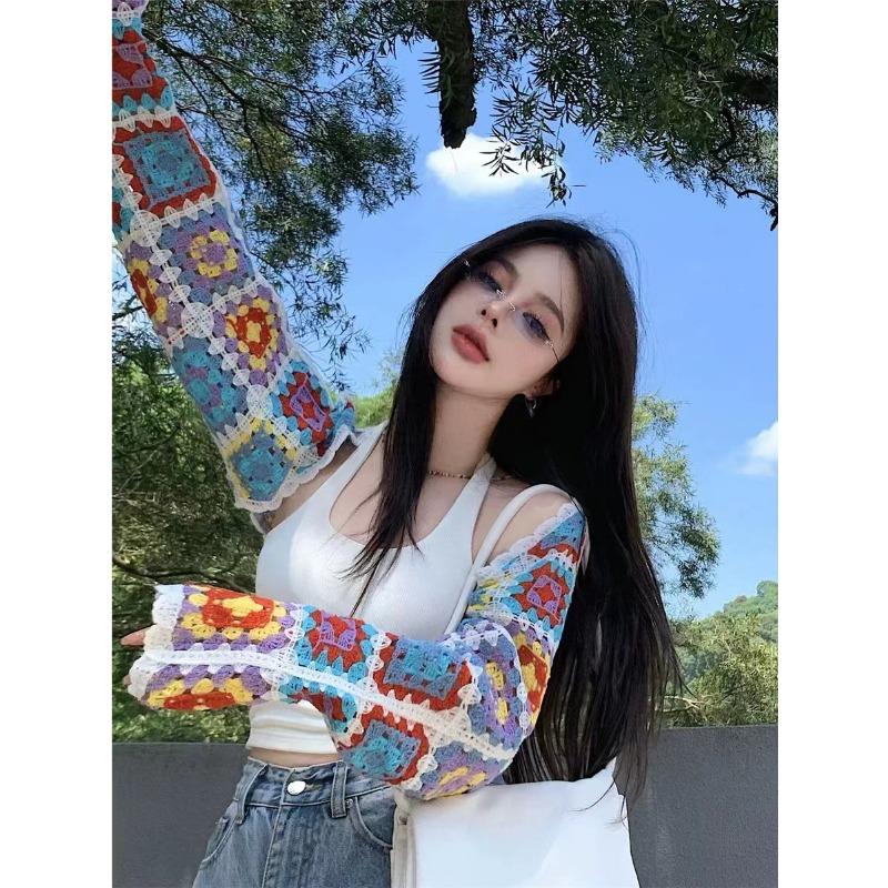 Vintage Colourful Hollow Out Long-sleeved Outer Knitted Cardigan Women's Autumn Cardigan Short Chic Tops