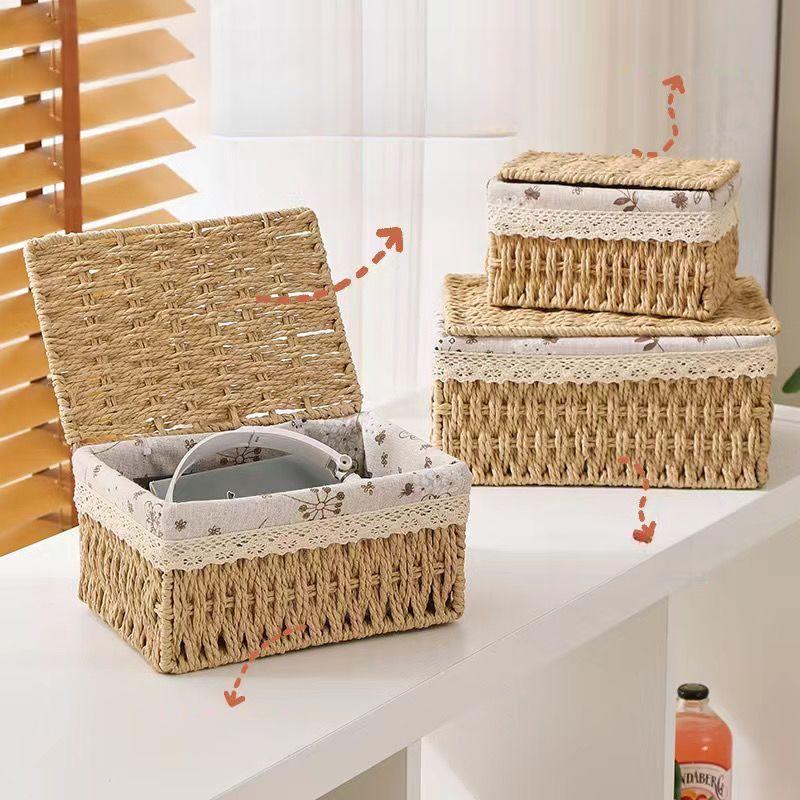 Aufbewahrungsbox Desktop-Kosmetik-Aufbewahrungskorb Schlafsaal Grasgewebter Aufbewahrungskorb Kleinigkeitenkorb mit Deckel