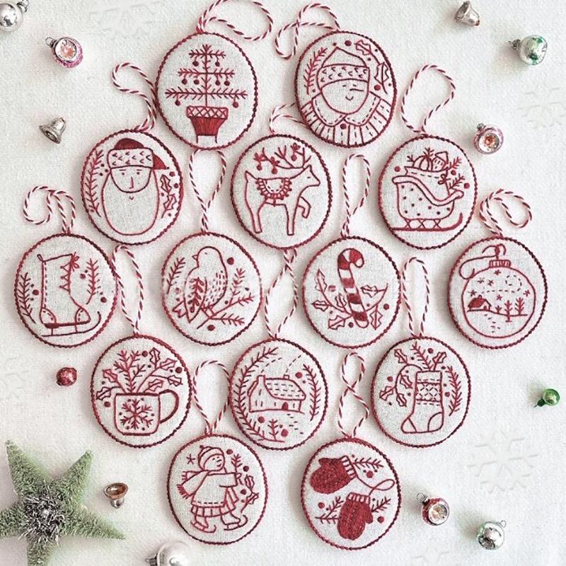 1pc Christmas Flower Frame Pattern DIY Embroidery Kit for Beginners