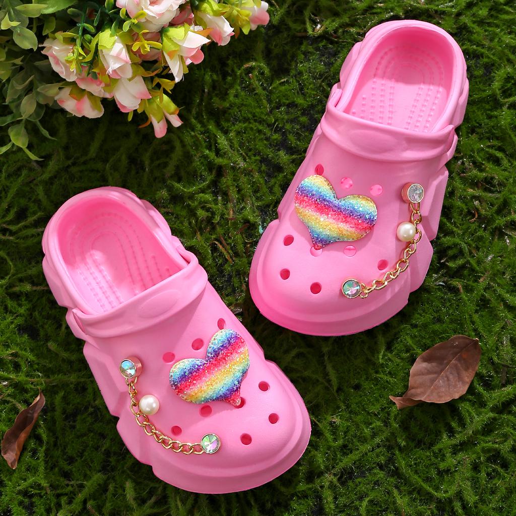 Casual girls clogs with heart decorations, lightweight and non-slip clogs, suitable for indoor and outdoor showers 3057