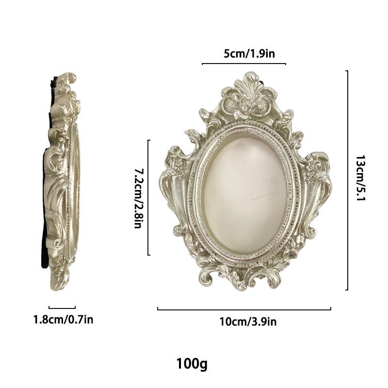 Victoria-Style Retro Resin Photo Frame Ornament - Light Luxury Badge Display Stand for Photo Props