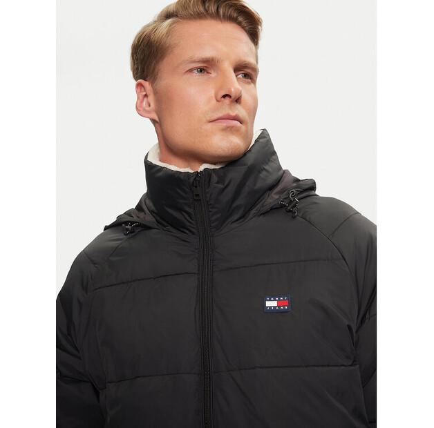 Зимняя куртка Tommy Jeans DM0DM20003, черная, свободный крой