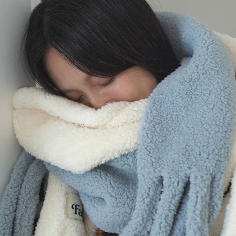 

FALLETT Трикотажные перчатки с отверстием для пальца синие F