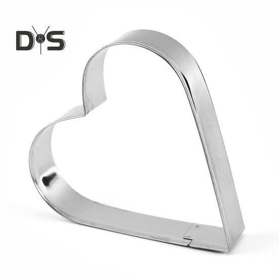 Stainless Steel 5Pcs Cake Mold Smooth Surface Wide Application Heart Shape DIY Paste Mold Baking Accessories