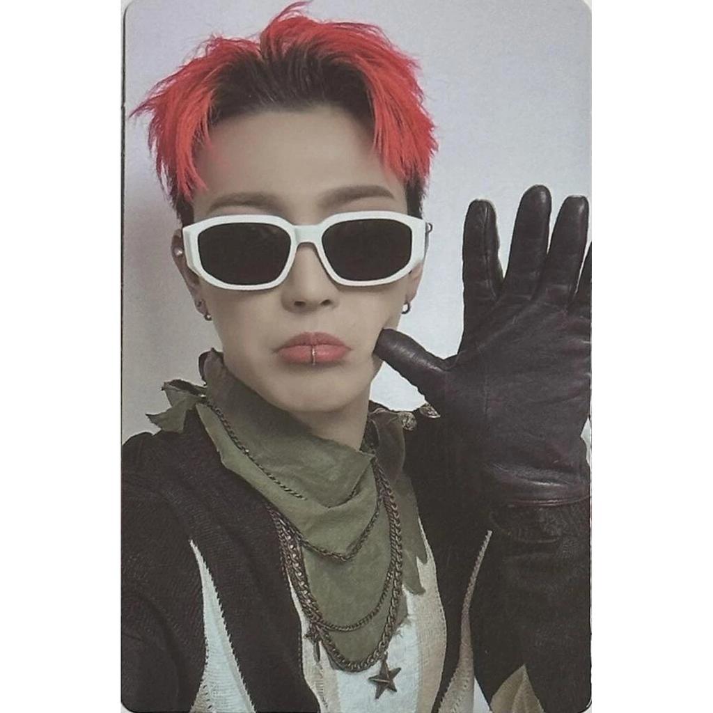 ATEEZ THE WORLD EP.2:OUTLAW A / DENÍK / JEDNOTKA DENÍKU / Z ver. OFICIÁLNÍ FOTOKARTA