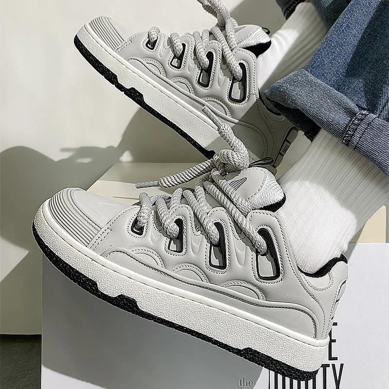 Luxury 2024 New Classic Thick Sole Elevated Outdoor Running Shoes for Men and Women, Spring and Autumn Couple Casual Board Shoes