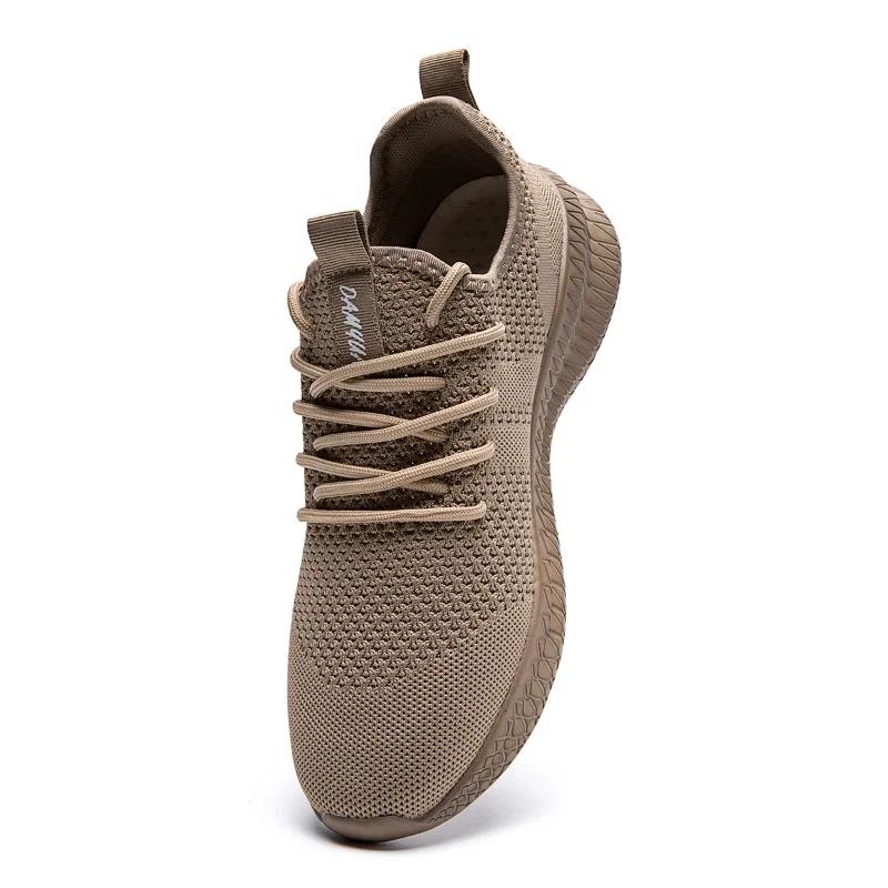 Fujeak Ultralight Plus Size Footwear Anti-slip Running Shoes for Men Casual Breathable Mesh Sneakers Solid Colour Men's Shoe