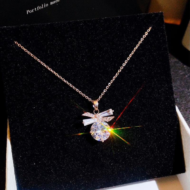 Design-inlaid Diamond Bow Pendant Personality Simple Light Luxury Necklace Clavicle Chain Women