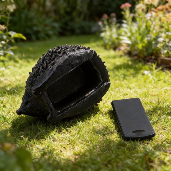 Resin Animal Storage Figurine Hedgehog Statue Ornament, Waterproof Box for Holiday Gift Gardeners Garden, Realistic Indoor Outdoor Landscape