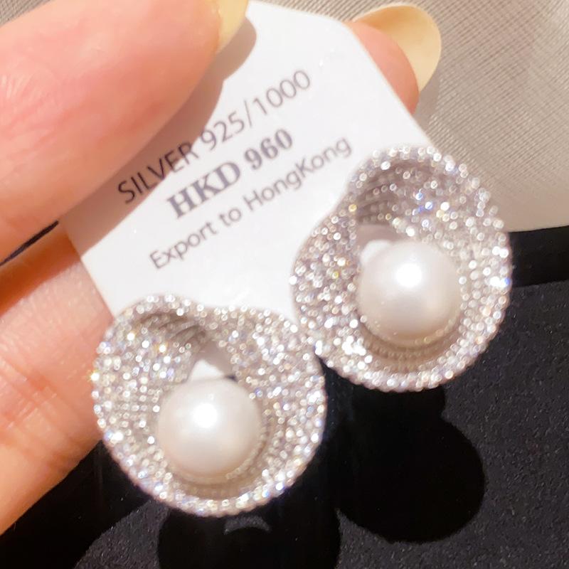 Zircon Irregular Round Pearl Earrings Light Luxury Premium Stud Earrings French Exquisite Versatile Earrings