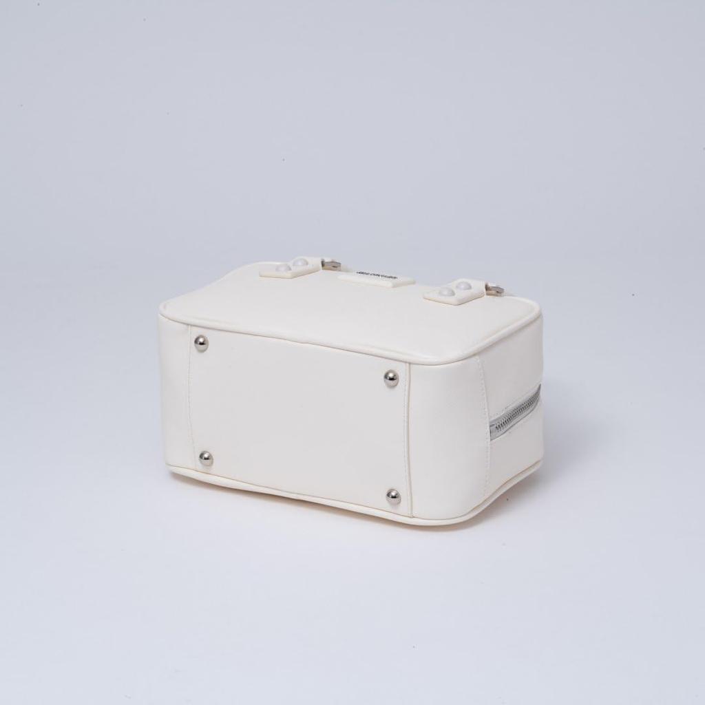 Jill Stuart Handbag Caviar Grain Elegant Mini Bag JSLH5FB1 White 2-Way "Melty" Women's