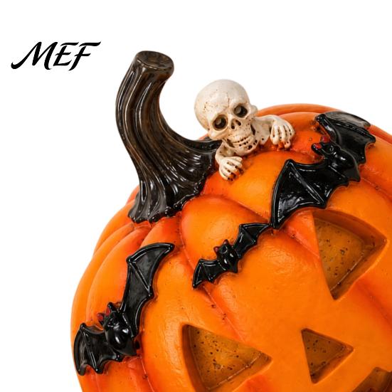 Detailed Resin Sculptures Halloween Pumpkin Ghost Bat Skull Figurine, Cute Retro Dark Home Accents Tabletop Ornaments for Party Shelf Mantels
