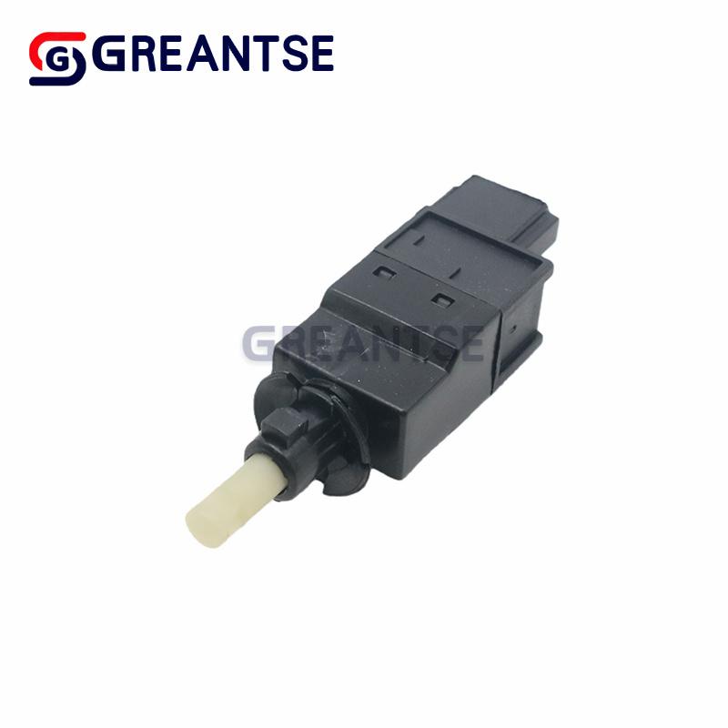 0015452009 Brake Light Switch For Mercedes Benz A B C M Class Vito W639 Viano Sprinter ML320 ML350 C320 W203 W163 Car Parts