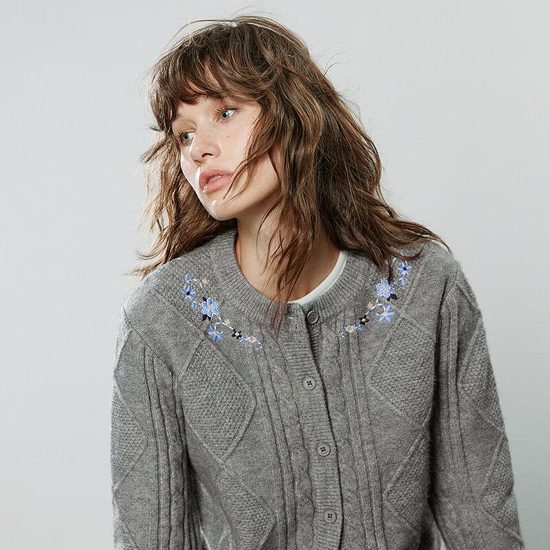 Cardigan Tricoté Brodé Floral Rétro Chuyu pour Femme