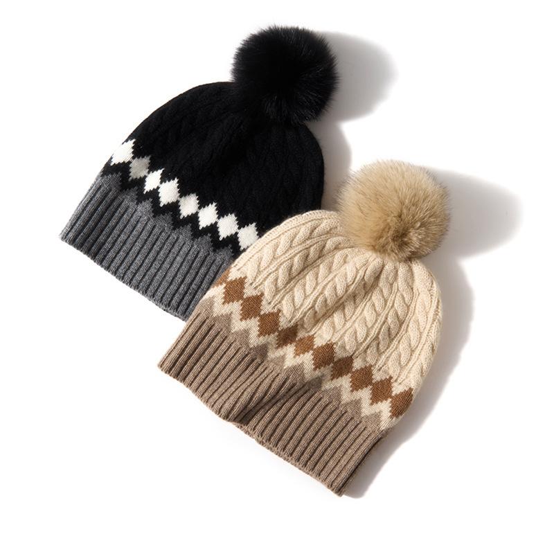 Cashmere Autumn and Winter New High End Women's Color Blocked Diamond Shaped Twisted Wool Warm and Fashionable Knitted Casual Hat