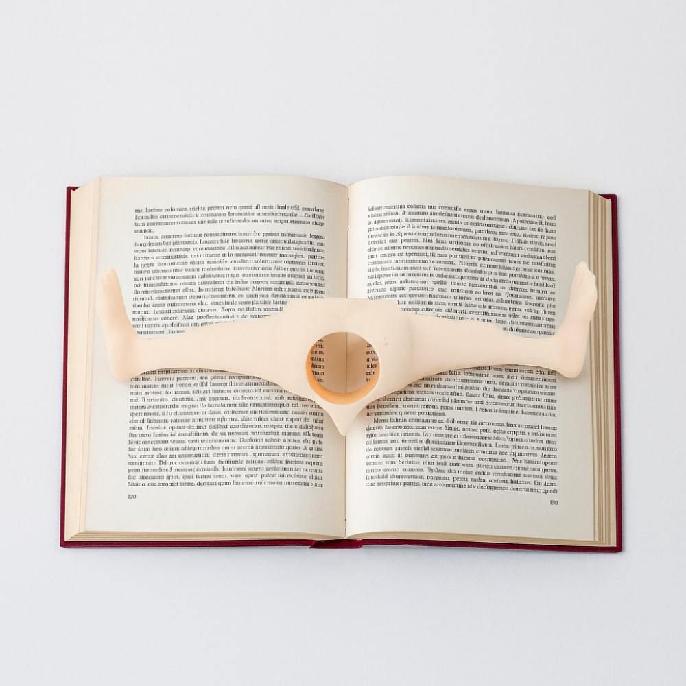 Reading Assistant Funny Thumb Bookmark Reusable Finger Ring Page Clip  Book Lovers