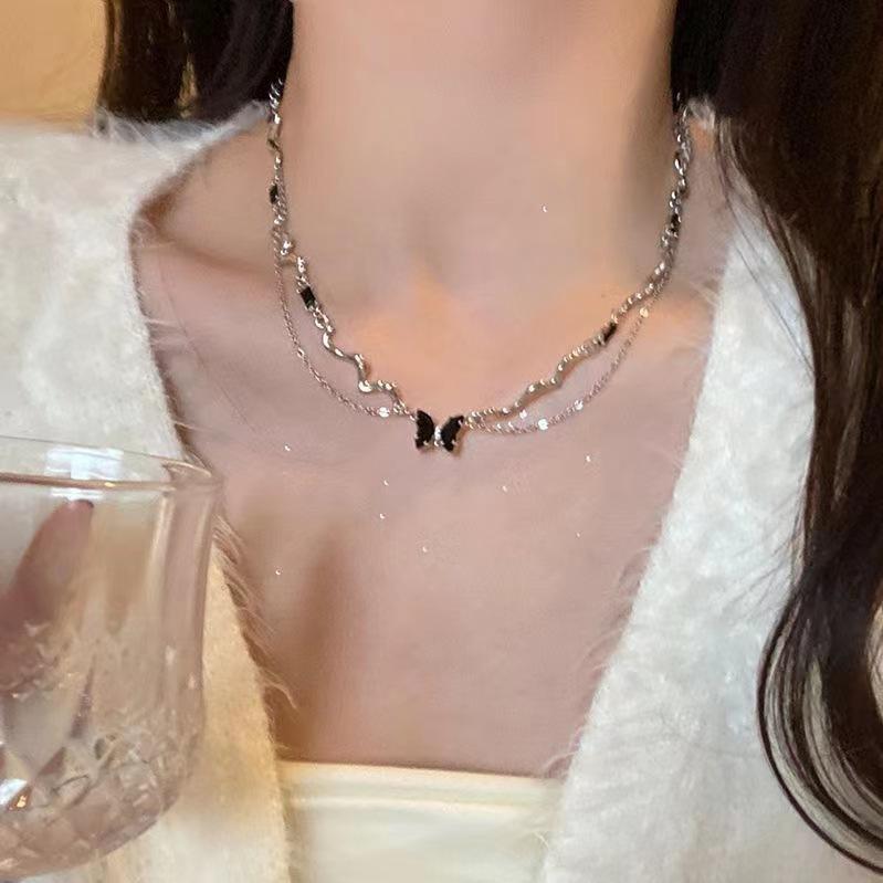 Broken Silver Pearl Necklace, Small Design, High Sense, Simple Temperament, Clavicle Chain, Women's Sugar Cube, Small Diamond, Light Luxury 